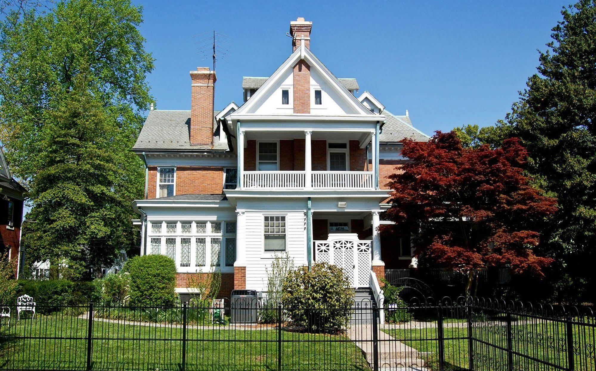 Albanus Phillips Inn Cambridge Exterior foto